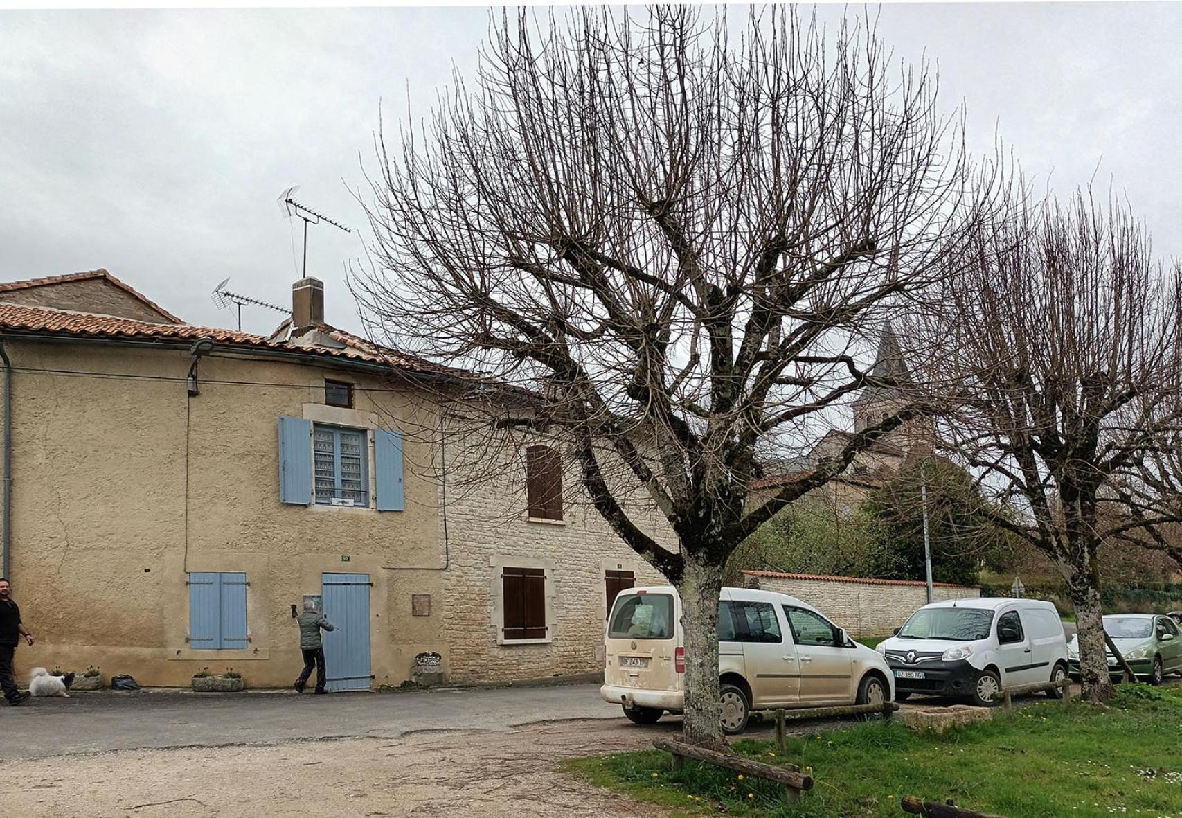 Апартаменты Au Bord De La Riviere Verteuil-sur-Charente Экстерьер фото